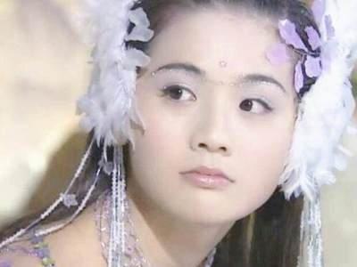 娱乐吃瓜君白莲花女星,娱乐吃瓜君揭秘其背后的真相